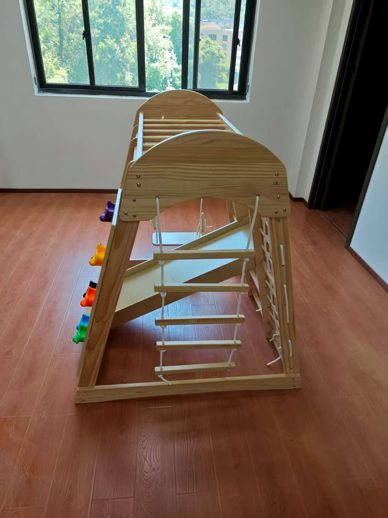 إطار تسلق خشبي للأطفال مع سلال - مراجعة Kids Outdoor Playground وسعره