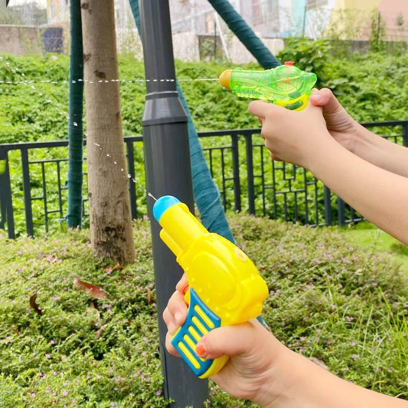 3 قطع من ألعاب مسدسات المياه ا - مراجعة Kids Outdoor Garden Toys وسعره
