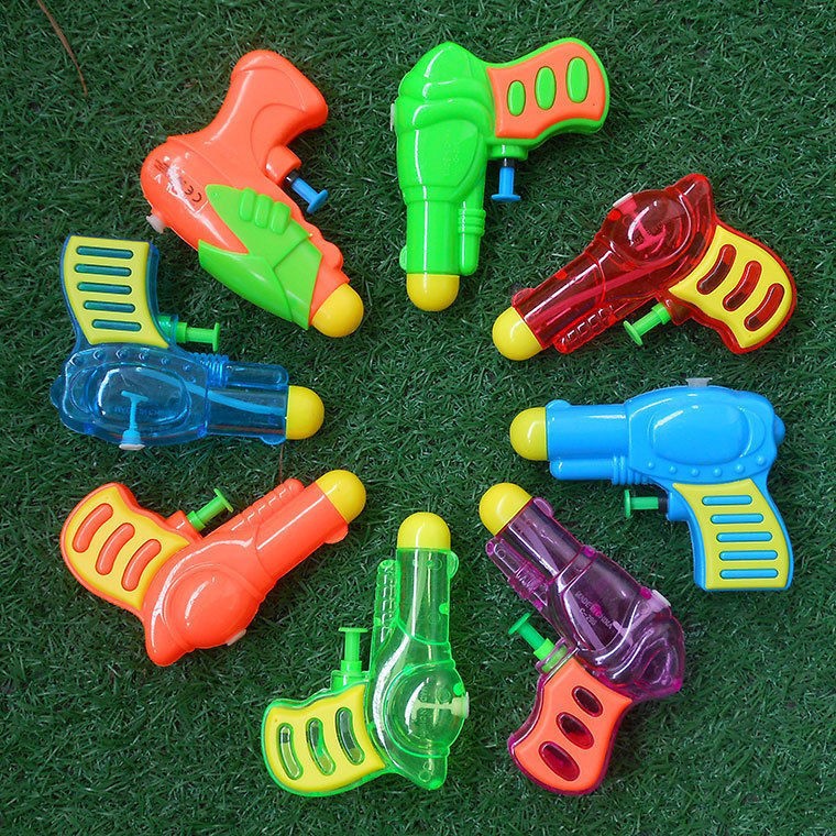 3 قطع من ألعاب مسدسات المياه ا - مراجعة Kids Outdoor Garden Toys وسعره