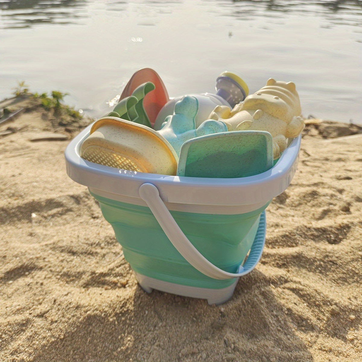 مجموعة ألعاب الشاطئ والرمل وال - مراجعة Kids Outdoor Sandbox وسعره