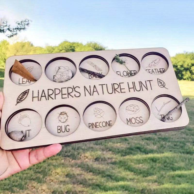 لافتة خشبية مخصصة للعبة البحث  - مراجعة Kids Outdoor Nature Scavenger Hunt وسعره