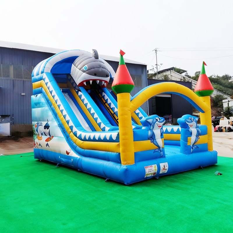 زحليقة قابلة للنفخ صغيرة قابلة - مراجعة Kids Outdoor Playground وسعره