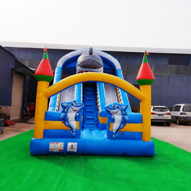 زحليقة قابلة للنفخ صغيرة قابلة - مراجعة Kids Outdoor Playground وسعره